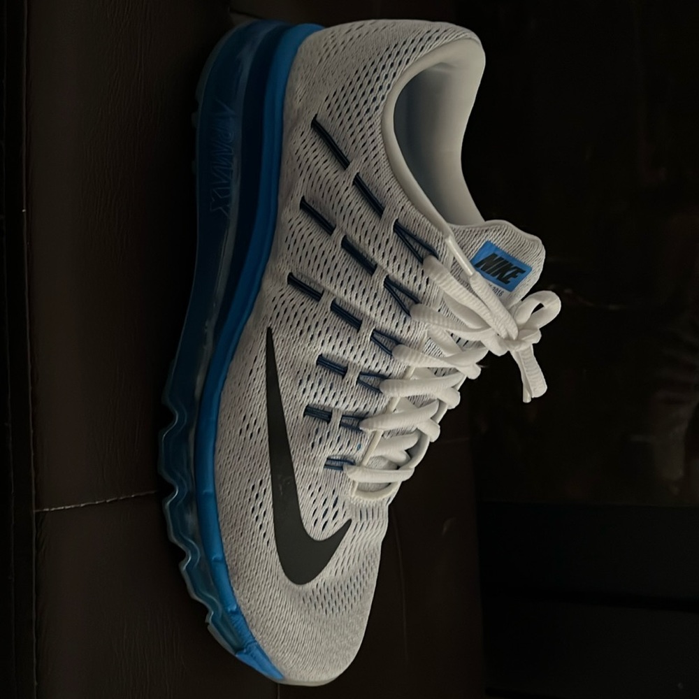 Men’s Shoes